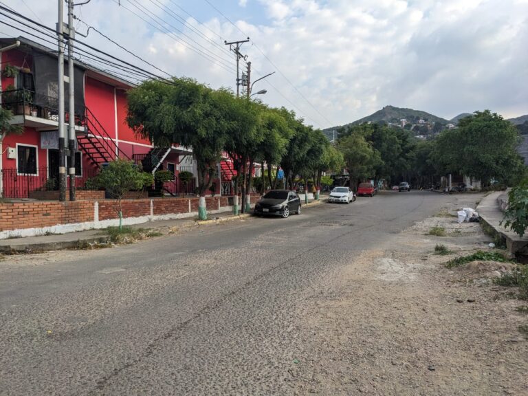 “El olor, ardor e irritación nos hizo correr”: vecinos de barrio fronterizo presumen que fue gas lacrimógeno