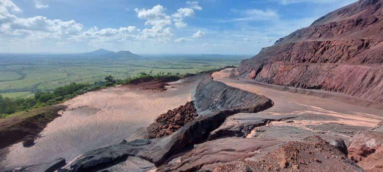 Empresarios venezolanos y extranjeros apuestan a la producción de hierro