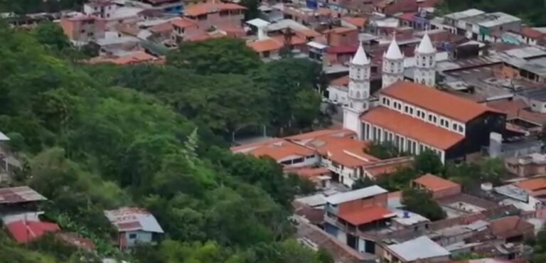 En Seboruco conmemoran 34 años de autonomía municipal