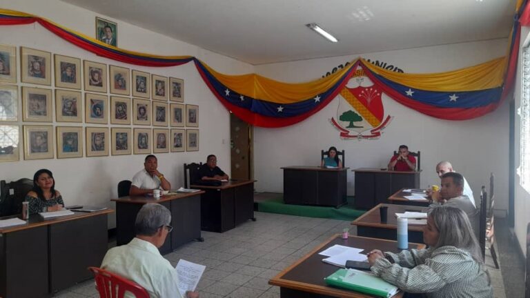 Rescate de hechos históricos en Guásimos solicitó el cronista en derecho de palabra