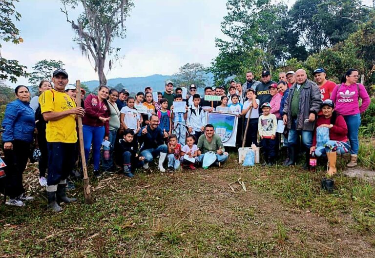 “Nosotros sembramos vida”