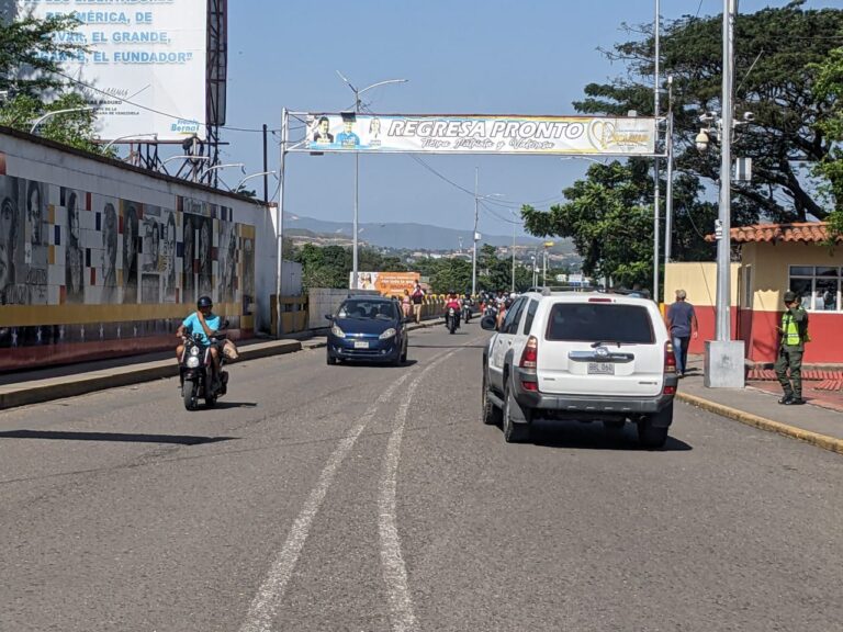 Quince horas de tránsito pendular y migratorio 