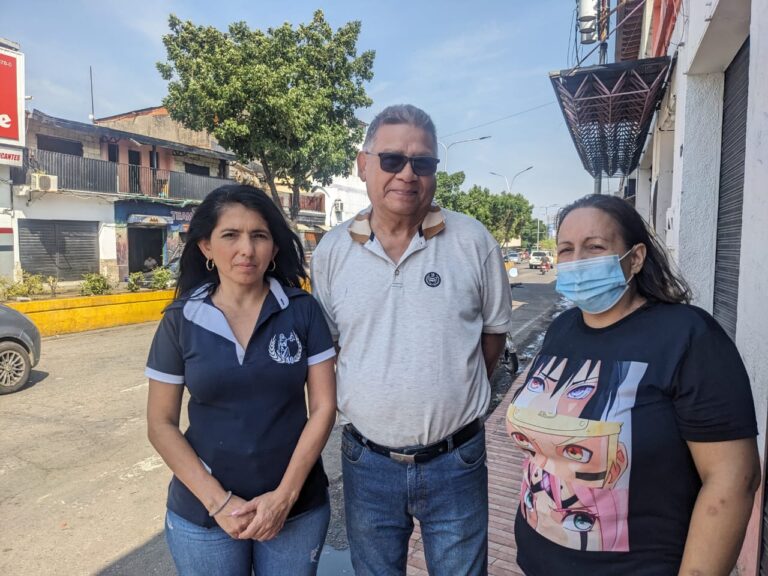 “Queremos que nos limpien la avenida Venezuela”: Petición de vecinos tras el cierre de los Carnavales de la Frontera