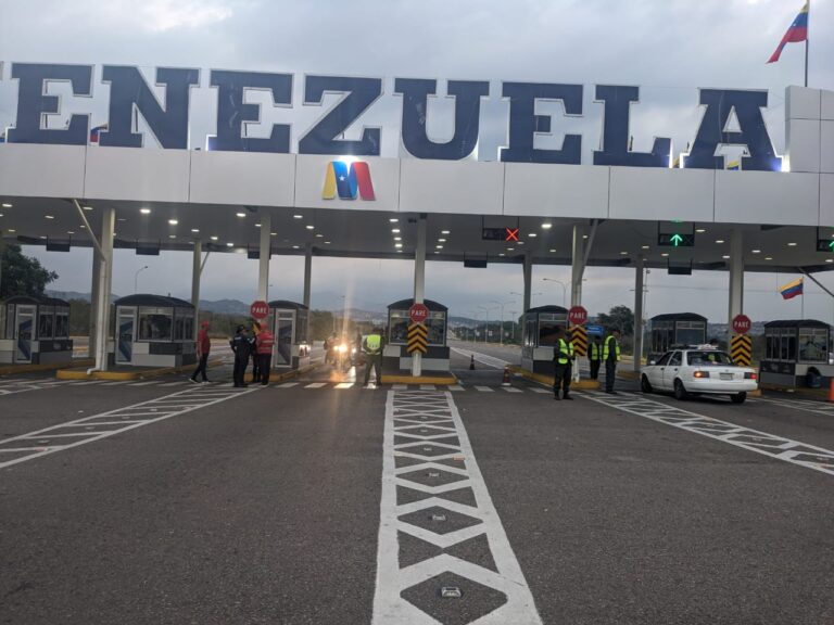 Habilitado el paso de vehículos por el Atanasio Girardot