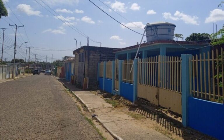 Anzoátegui | Dos décadas sin agua por tubería en el 23 de Enero de Anaco
