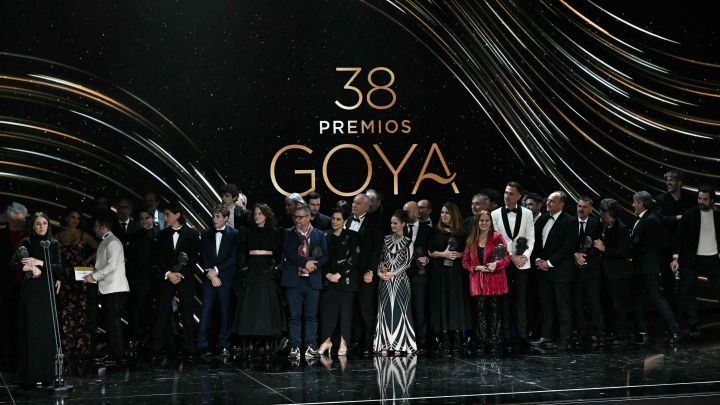 "La Sociedad de la Nieve" Brilla en los Premios Goya y Apunta al Éxito en los Óscar