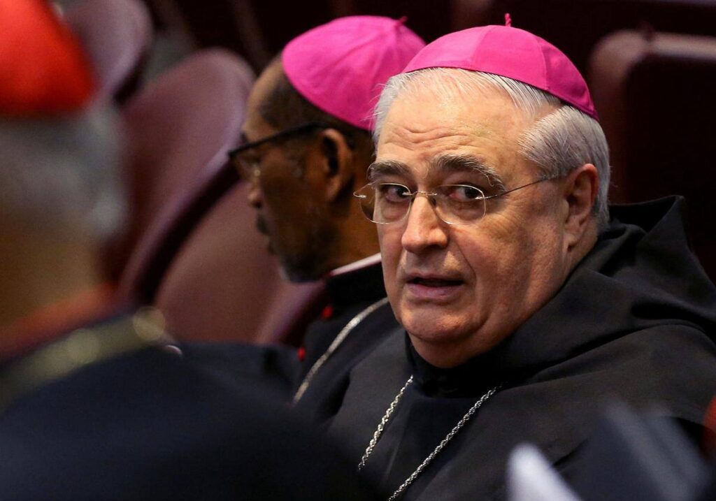 Cardenal pide "perdón" tras estar desaparecido dos días en Panamá