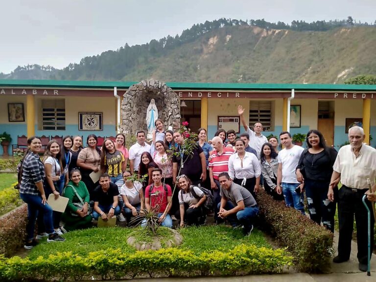 Jornada solidaria en Casa Hogar San Martín de Porres