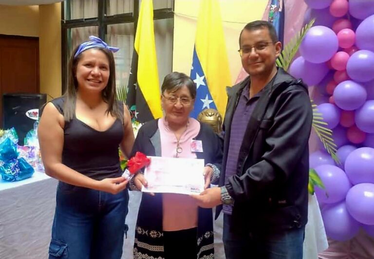 “Ejemplo de lucha, amor y comprensión”