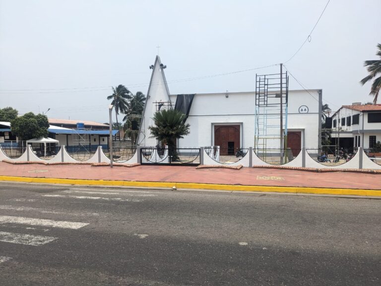 Lo que debe saber de la Misa Crismal en frontera