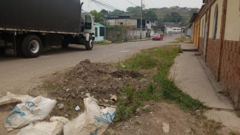 Yo Reporto a La Nación: dejaron trabajo inconcluso