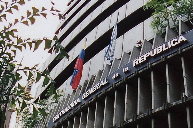 Estos son los cinco opositores inhabilitados por la Contraloría