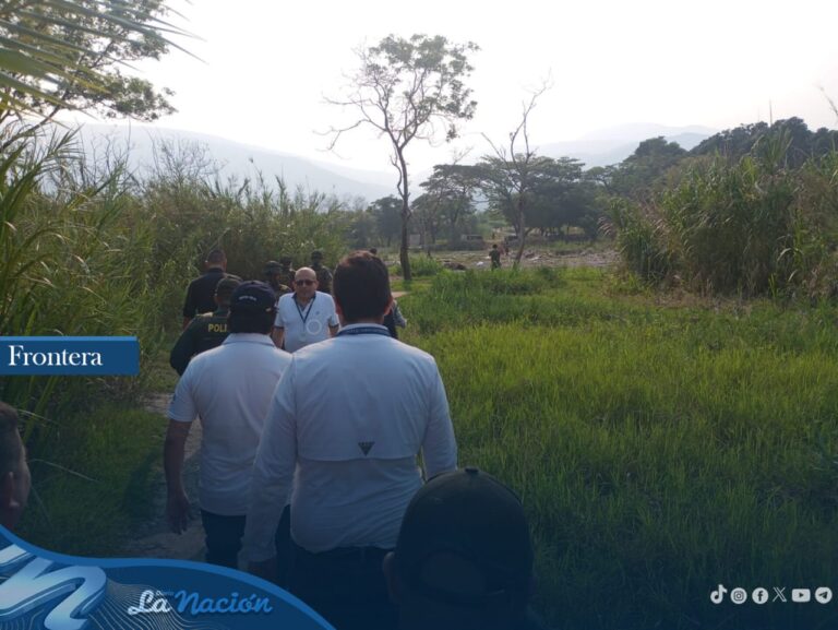 Delegado de DDHH de Colombia visita las trochas