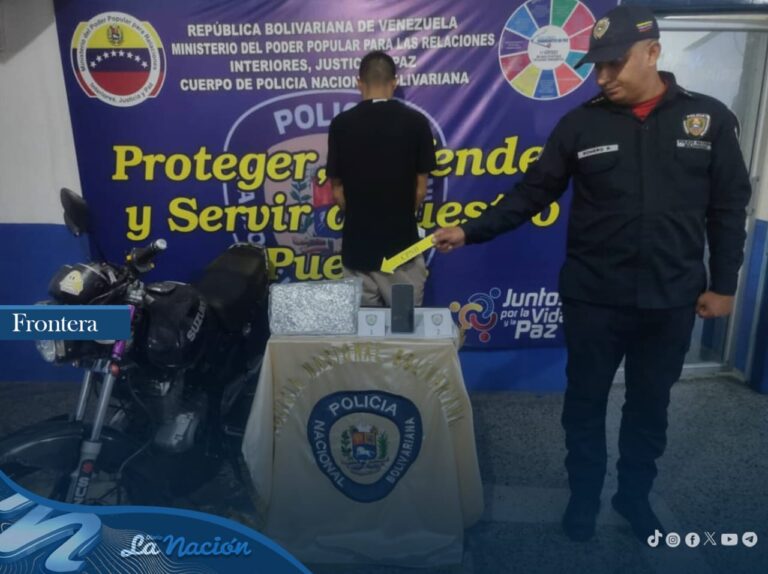 Capturado en San Antonio con droga oculta en la pretina de su short