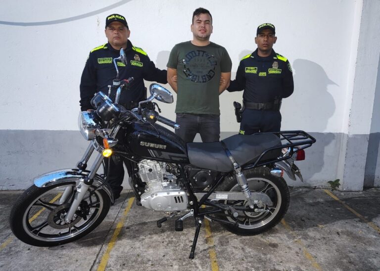 Capturado en frontera por robar moto que tenía GPS