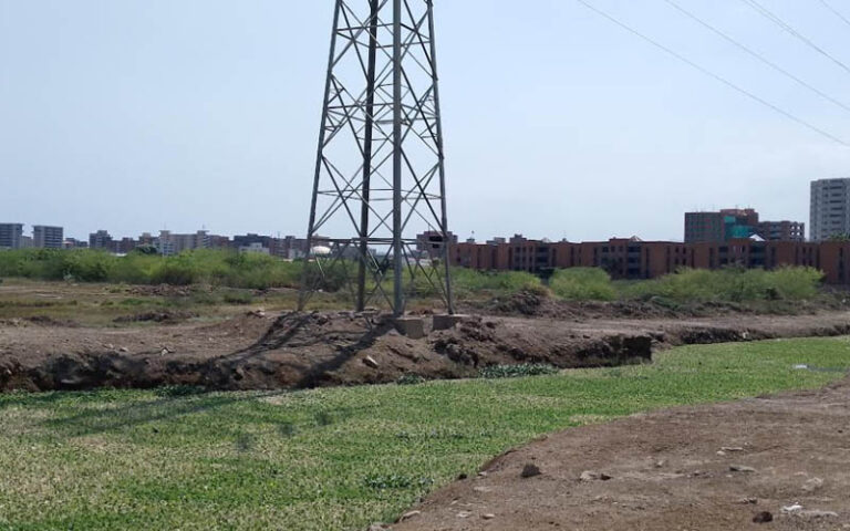 Anzoátegui | Buscan eliminar contaminación del canal Río Viejo en Lechería