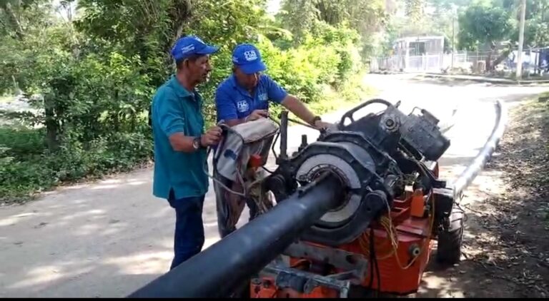 Inicia instalación de la nueva aducción por la carretera Ureña-La Mulata