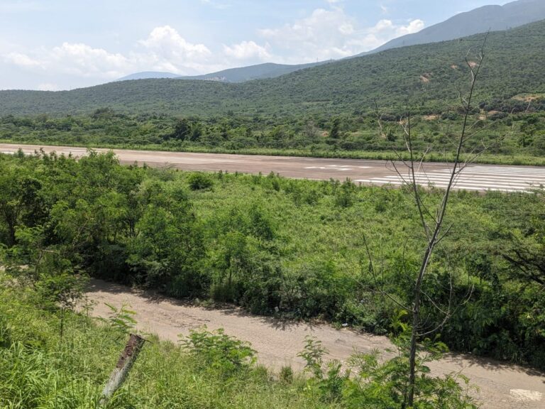 ¿Qué pasó con la recuperación de la cerca perimetral del aeropuerto de la frontera?