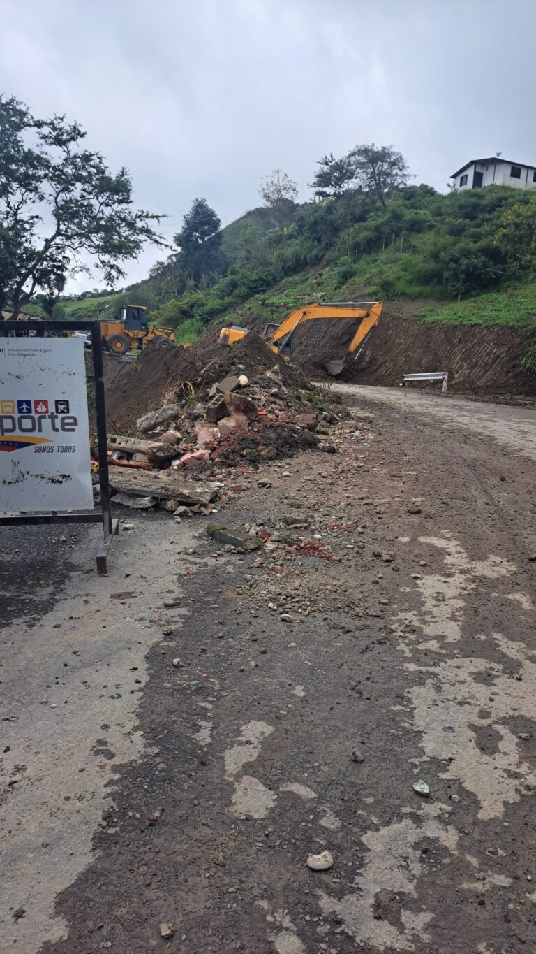 Paso intermitente por la Troncal 1