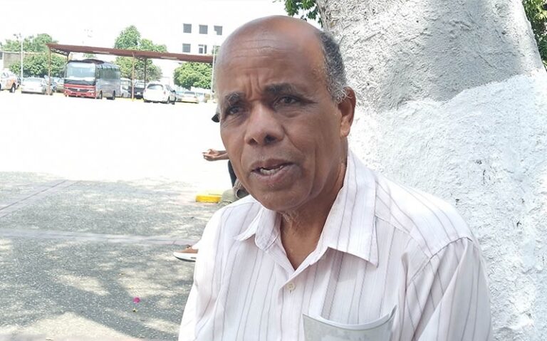 En Anzoátegui piden apoyo para iniciar campaña “cede tu asiento a un adulto mayor”