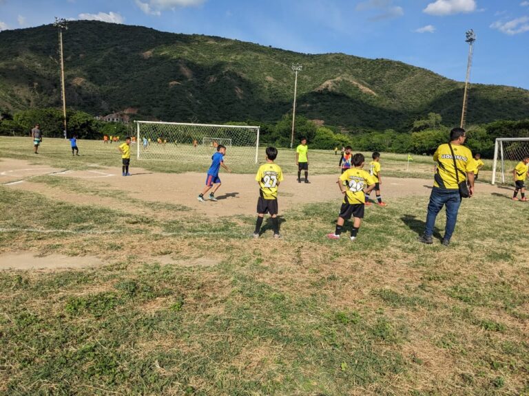 Fundación de fútbol Álvaro Duarte arriba a dos años de fundada en San Antonio