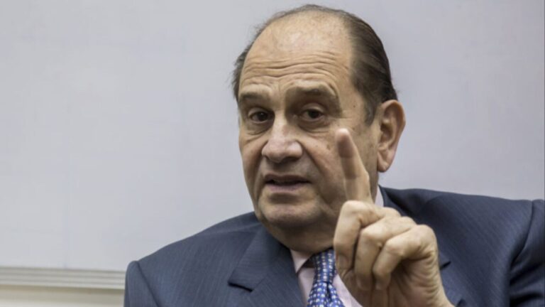 Alícuota de 9% de Ley de Protección de pensiones limita posibilidad de subir salarios, según Gil Yepes