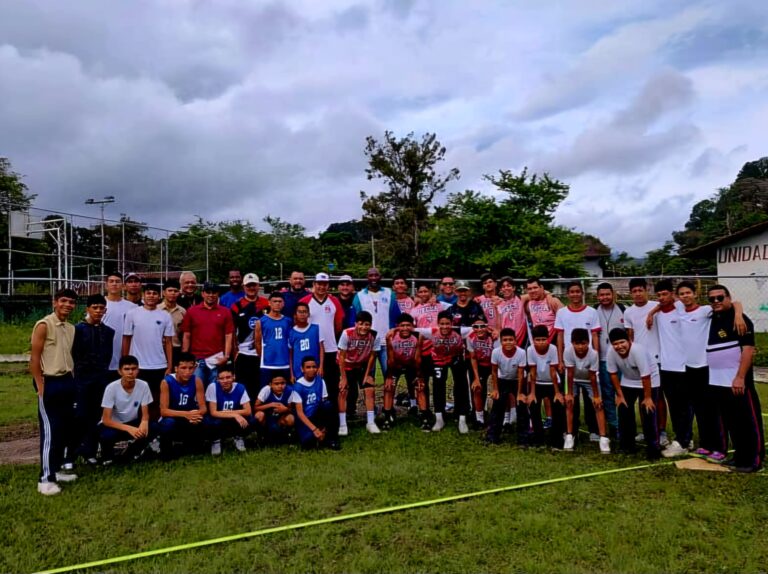 Culminan Terceros Juegos deportivos escolares