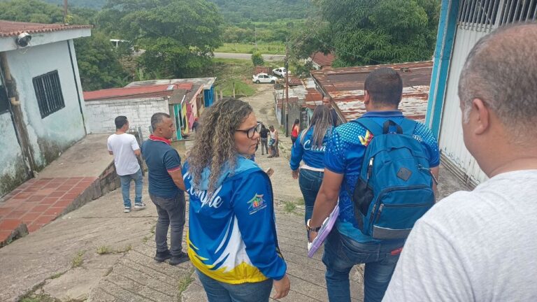 Fundación de la Familia Tachirense abordó el municipio Torbes para entregar ayudas a través del 1×10  