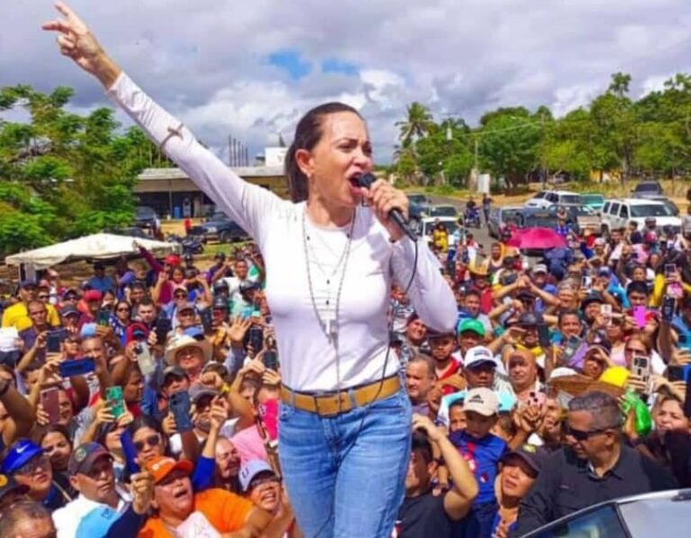 “No tienen que bajar la cabeza por una bolsa de comida”: MCM en Anzoátegui