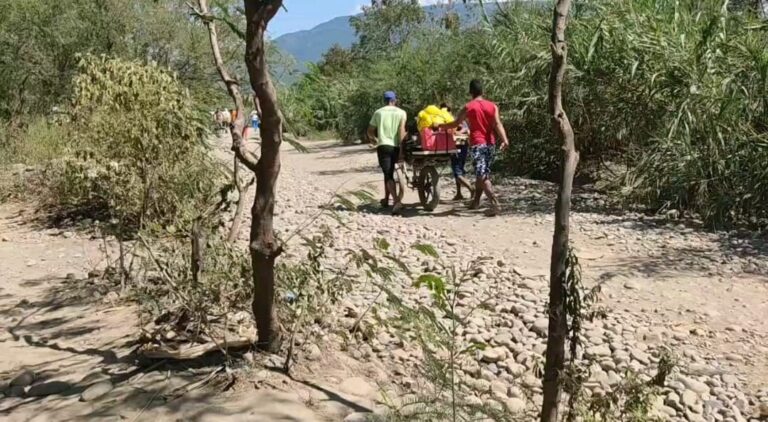 Del cacao a la gasolina: Metamorfosis del contrabando en frontera