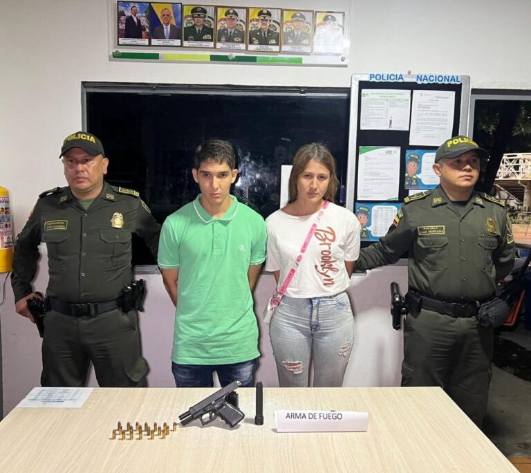 Pareja armada fue capturada en Cúcuta al intentar huir de la policía