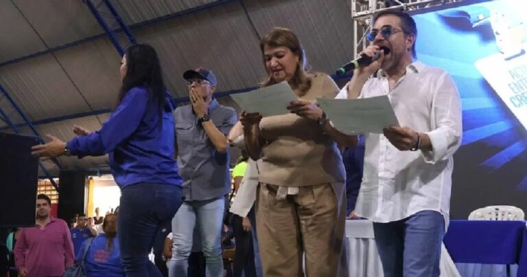 Otorgan más de 3 mil títulos profesionales a educadores en Carabobo