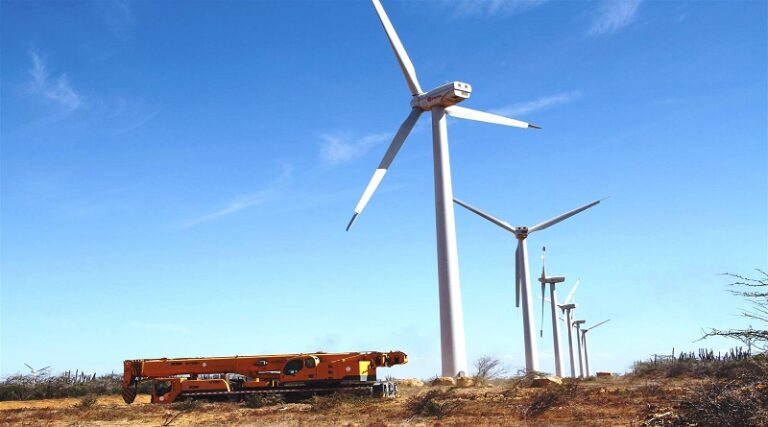 Activan parte del parque eólico de Paraguaná una semana antes de las elecciones