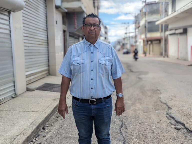 «¿Qué pasó con la céntrica calle 5 de San Antonio?»: Concejal aboga por su pronta recuperación