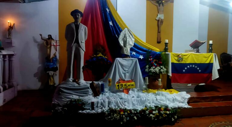 “Que se levante sobre Venezuela el sol de la divina hostia”