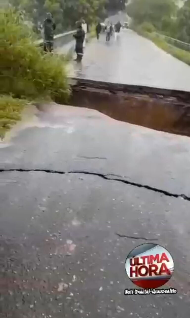 Sin paso de vehículos entre El Piñal y El Nula