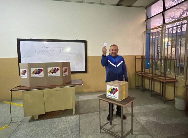 “Lo importante de esto es la democracia”