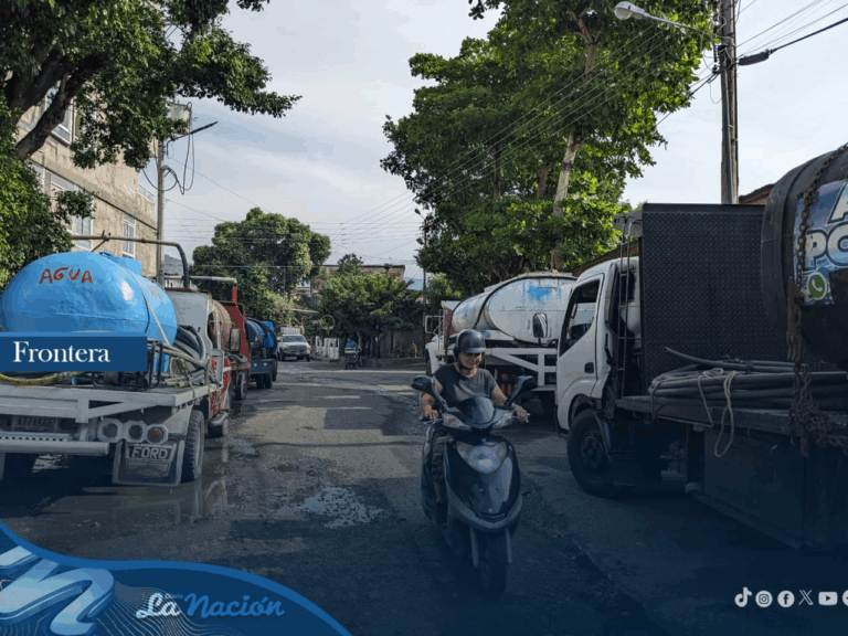 Anuncian plan de contingencia con camiones cisternas en frontera