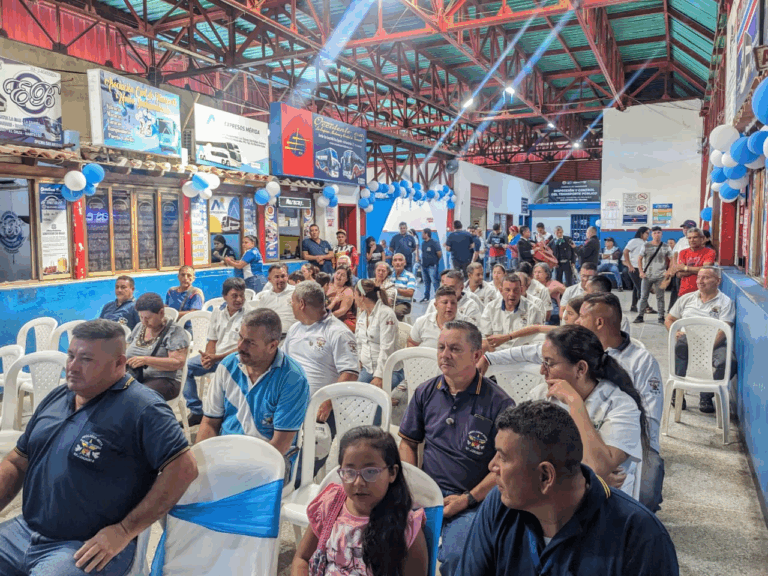 Transportistas de la frontera celebran a su patrona