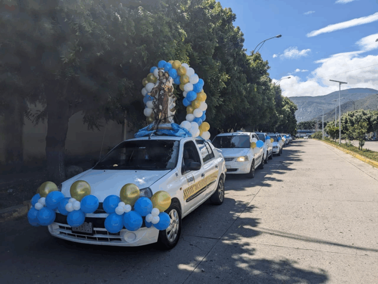 Tradicional caravana con la virgen del Carmen recorre la frontera