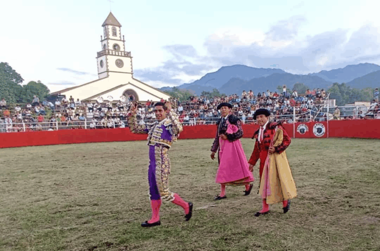 Manolo Muñoz sigue indetenible en su campaña peruana