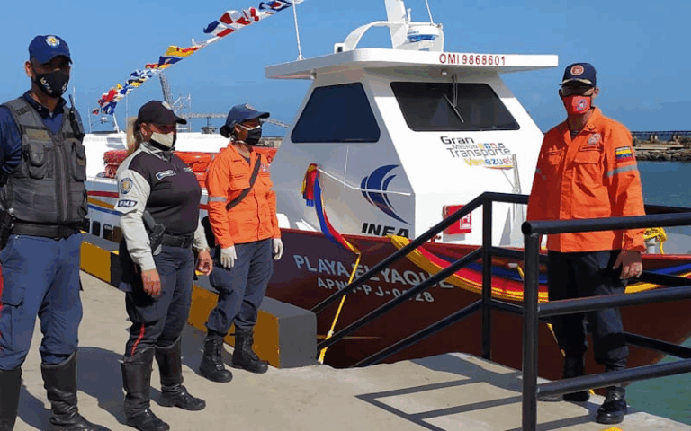 Prohíben zarpe de embarcaciones por paso de Onda Tropical 