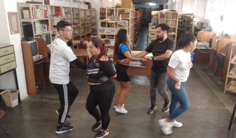 La Salsa Casino se tomó la hemeroteca del estado