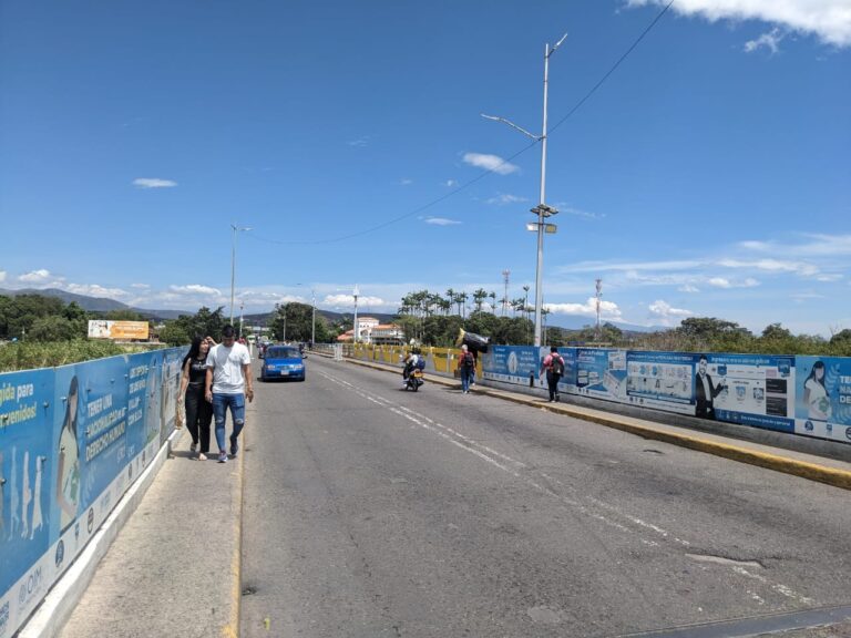 300 metros binacionales con una circulación aún tímida