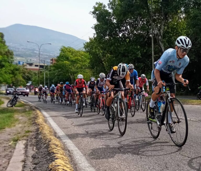 Yonathan Eugenio vence y es líder del clásico La Consolación