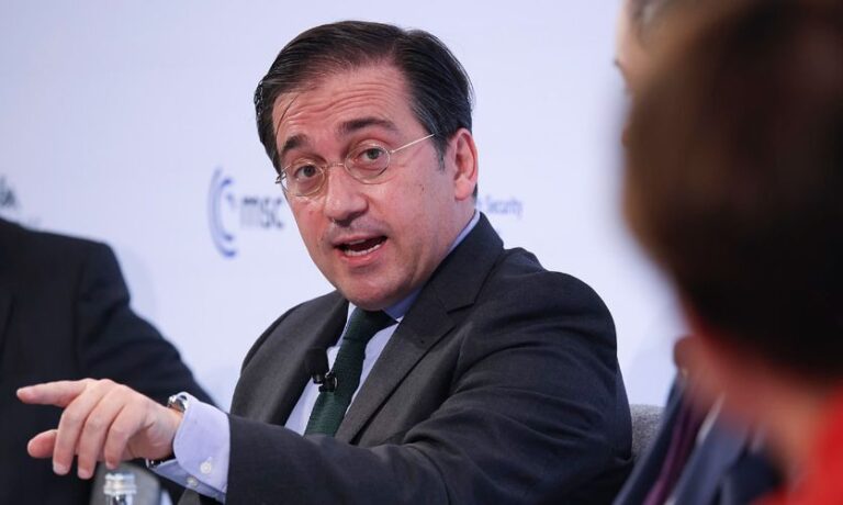 Albares pide a la UE decisiones ante evidencia de que Venezuela no mostrará actas