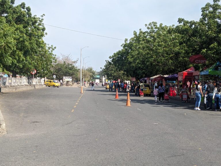 La Parada escasa de taxis