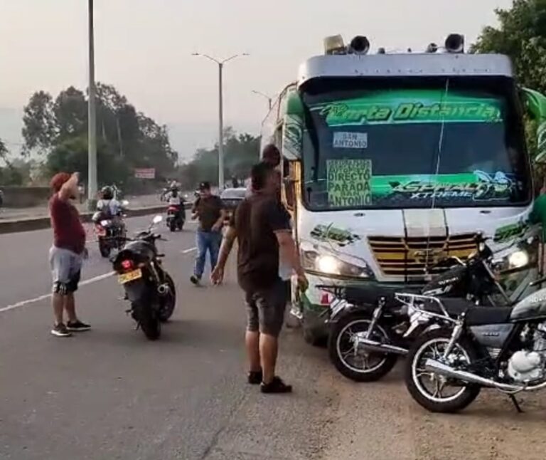 Situación irregular con motorizados en la autopista La Parada – Cúcuta