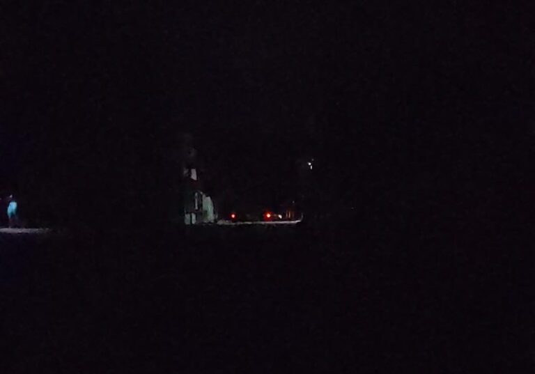 Aldea Las Adjuntas sin luz por caída de fusibles