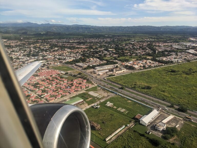 Así se desarrolló el vuelo inaugural San Antonio – Valencia